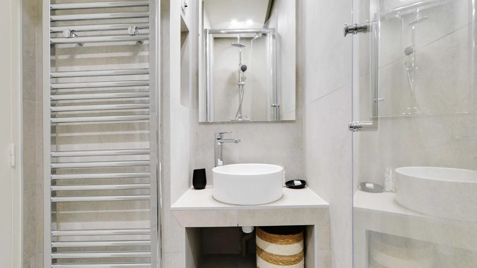 Modern Apartment - 2Br 6P - Faubourg-Du-Roule Paris