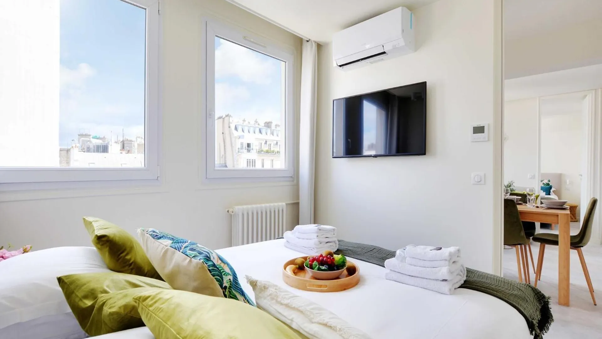 Modern Apartment - 2Br 6P - Faubourg-Du-Roule Paris France